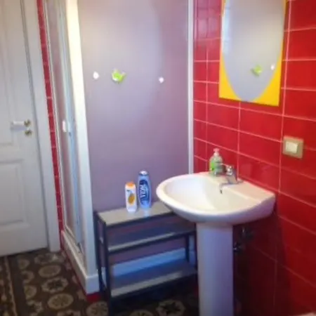 Guest house Accogliente E Illuminato